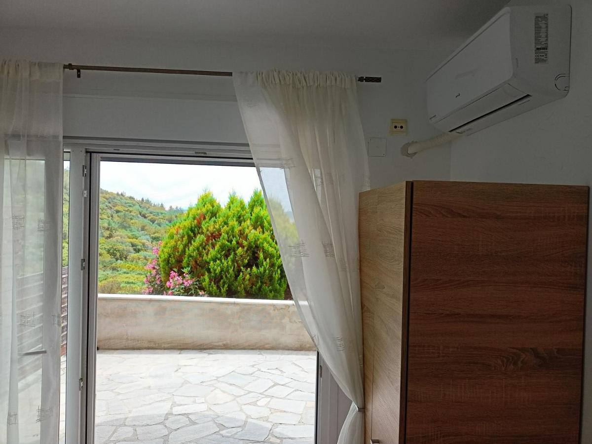 Apartment Ithakis Nea Iraklitsa Exterior photo
